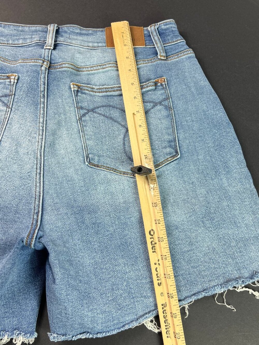 Judy Blue Jean Shorts Womens Plus 35* High Rise Blue Cut Off Denim Jorts Tag 2XL - Picture 9 of 15